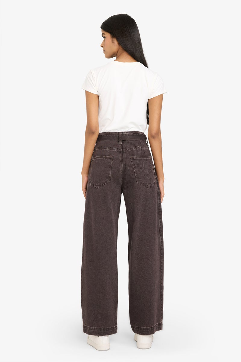 ديفاكتو بنطلون جينز باريل فيت وخصر عالي - Image 5